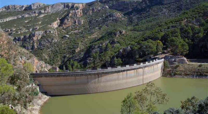 Mejorar la gestión de los embalses integrando el juicio de expertos y algoritmos de optimización