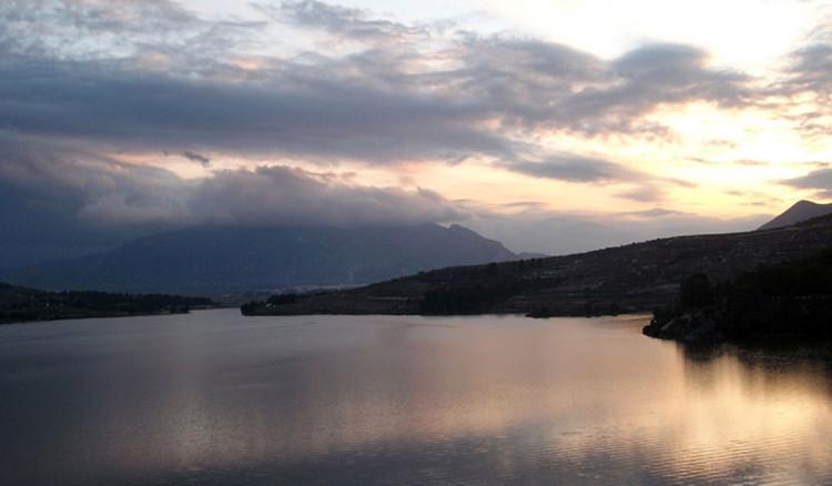 Optimizar la gestión del embalse de Beniarrés mejoraría el estado agrícola y ambiental del Serpis