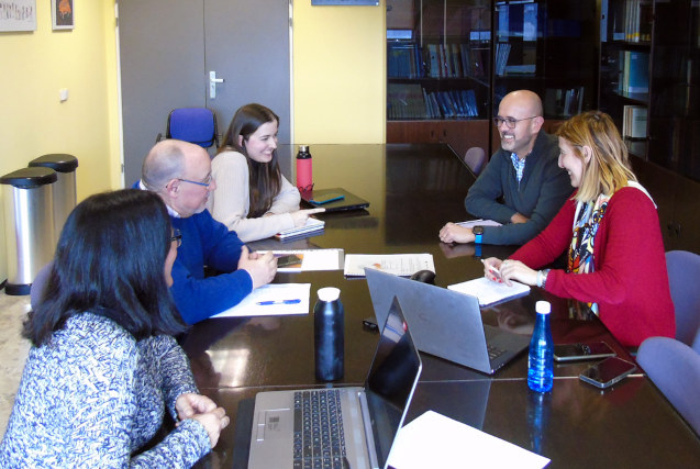 Reunión celebrada el pasado martes 21 de febrero en la Facultat d´Economia de la Universitat de València